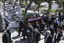 Το ύστατο χαίρε στoν Άγγελο Δεληβορριά- Πολιτικοί, καλλιτέχνες και φίλοι στην κηδεία