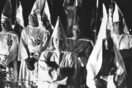 Οι γυναίκες της Κου Κλουξ Κλαν και ο ρόλος τους στην ιστορία του αμερικανικού λευκού μίσους
