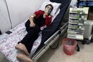 Το κοκτέιλ του θανάτου στη Συρία - Γάλλος γιατρός αποκαλύπτει πώς και με τι έγινε η επίθεση με χημικά στη Γούτα