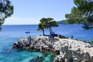 Travel + Leisure: Η Σκόπελος στα 30 κορυφαία «μυστικά νησιά» του κόσμου