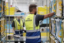 Amazon: Υπάλληλοι αποθήκης ψηφίζουν για συνδικάτο - Η εταιρεία εναντιώνεται, ο Σάντερς τους στηρίζει