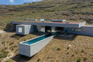 Lap Pool House: Η εντυπωσιακή κατοικία στην Τήνο διεκδικεί το βραβείο Σύγχρονης Αρχιτεκτονικής Mies van der Rohe