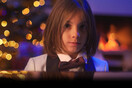 Christmas Will Never Die: Ο μικρός πιανίστας Στέλιος Κερασίδης παρουσιάζει στη LiFO τη νέα του χριστουγεννιάτικη σύνθεση