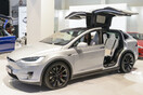 Χάκερς λένε ότι μπήκαν σε ηλεκτρικό αυτοκίνητο της Tesla: «Μπορούσαμε να το κλέψουμε σε λίγα λεπτά»