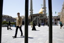 Το Ιράν χαλαρώνει το lockdown: Ανοίγουν ξανά τα τεμένη για καθημερινή προσευχή
