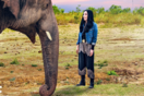 Έτοιμο το ντοκιμαντέρ με τη Σερ και τον πιο μοναχικό ελέφαντα του κόσμου