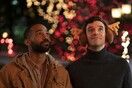 Το Netflix κυκλοφόρησε το τρέιλερ της πρώτης γκέι χριστουγεννιάτικης ταινίας του, «Single All the Way»