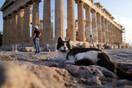 Ποιοι τουρίστες «άφησαν» τα περισσότερα χρήματα στην Ελλάδα