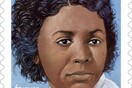 Εντμόνια Λιούις: Η πρώτη Αμερικανίδα γλύπτρια που απεικονίζεται σε γραμματόσημο