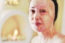 Η Ιωάννα Παλιοσπύρου έβγαλε τη μάσκα και επέστρεψε στο σημείο της επίθεσης