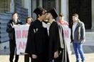 Ιερείς έστειλαν ομοφοβική επιστολή στον Μητσοτάκη για την καμπάνια Καπουτζίδη υπέρ των ΛΟΑΤΚΙ γάμων