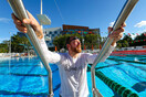 Άνδρας έκανε παγκόσμιο ρεκόρ απομνημόνευσης τράπουλας... κάτω από το νερό 