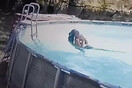 Η στιγμή που 10χρονος σώζει την μητέρα του, που έπαθε επιληπτική κρίση στην πισίνα