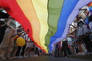 Η Σλοβενία ενέκρινε τον γάμο ομοφυλόφιλων- Και το δικαίωμά τους στην τεκνοθεσία