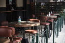 Η καφετέρια στη Νέα Σμύρνη που έδιωξε τους ηλικιωμένους, θέλει να οργανώσει πάρτι μόνο για την τρίτη ηλικία