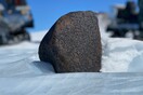 Εντοπίστηκε σπάνιος μετεωρίτης στην Ανταρκτική - Έχει μέγεθος πεπονιού αλλά ζυγίσει 7,7 κιλά