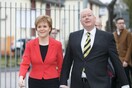 Σκωτία: Έρευνα για απάτη από το Εθνικό Κόμμα - Συνελήφθη ο σύζυγός της πρώην πρωθυπουργού