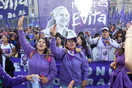 Αργεντινή: Φεμινιστικές οργανώσεις και ΛΟΑΤΚΙ+ ομάδες στο δρόμο κατά της πατριαρχίας και των γυναικοκτονιών