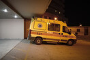 Ηράκλειο: Στο νοσοκομείο τουρίστας μετά από πτώση από ύψος 10 μέτρων