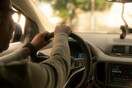 Τροχαία ατυχήματα: Πόσο αυξάνουν τον κίνδυνο ο θυμός, η λύπη και το κινητό τηλέφωνο