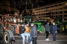 Μπλόκα στο κέντρο της Λάρισας και της Καρδίτσας – Οι αγρότες θα διανυκτερεύσουν στις πλατείες