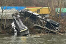 Εκτροχιάστηκε τρένο στην Πενσυλβάνια - Κάποια βαγόνια του βρέθηκαν σε ποτάμι
