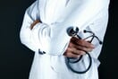 Επίθεση με αιχμηρό αντικείμενο σε βάρος γιατρού στην εφημερία του «Ελπίς»