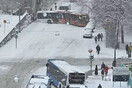 Σφοδρός χιονιάς σαρώνει το Ελσίνκι - Προβλήματα σε αυτοκινητόδρομους και αεροδρόμια