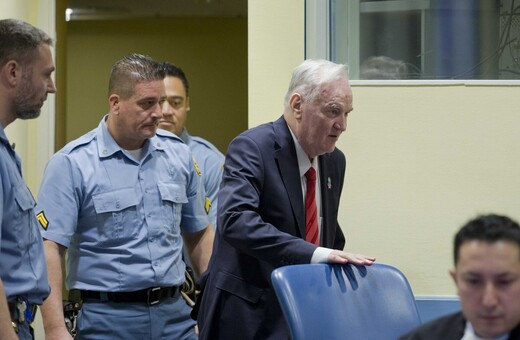 Ένοχος για γενοκτονία ο «χασάπης των Βαλκανίων» Ράτκο Μλάντιτς - Καταδικάστηκε σε ισόβια