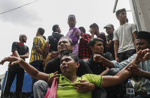 Σχεδόν 90.000 Ροχίνγκια εγκατέλειψαν τη Μιανμάρ τις 10 τελευταίες ημέρες