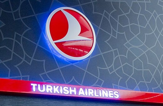 Επίθεση μελών του «Ρουβίκωνα» στα γραφεία της Turkish Airlines στον Άλιμο