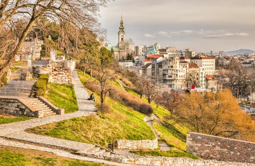 Ταξίδι σε έναν κρυμμένο γαστρονομικό παράδεισο στο Βελιγράδι