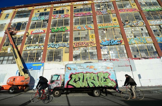 Street artists θα πάρουν αποζημίωση 6.7 εκατ. δολαρίων για τα έργα τους σε κτίριο που κατεδαφίστηκε