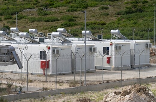 Γιατροί Χωρίς Σύνορα: «Κέντρο- φυλακή» η νέα κλειστή ελεγχόμενη δομή στη Σάμο