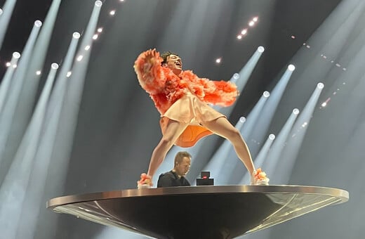 Eurovision 2024: To Nemo αποθεώθηκε για την εντυπωσιακή του εμφάνιση