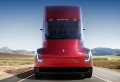 Tesla Semi: To ηλεκτρικό φορτηγό του μέλλοντος