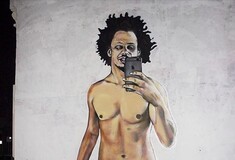 O γυμνός Lush ζωγραφίζει τον γυμνό Eric Andre (ΝSFW)