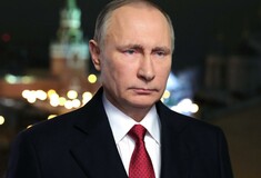 To Κρεμλίνο αρνείται πως έχει στα χέρια του απόρρητο υλικό που «καίει» τον Τραμπ