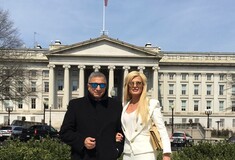 Nέες φωτογραφίες απ' την ελληνική δεξίωση στον Λευκό Οίκο - Το ζεύγος Πατούλη και ο Καμμένος με τον Τραμπ