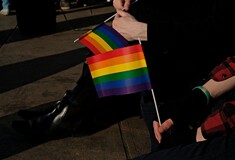 Δημοσκόπηση MRB: Το 71,7% διαφωνεί με την νομική αλλαγή ταυτότητας φύλου