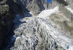 Ιταλία: Παγετώνας του Λευκού Όρους ετοιμάζεται να καταρρεύσει - Έκκληση Κόντε για δράση κατά της κλιματικής αλλαγής