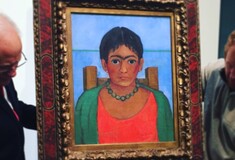 «Το Κορίτσι με Περιδέραιο»: Ένα αριστούργημα της Φρίντα Κάλο που βρέθηκε μετά από 60 χρόνια πουλήθηκε για 1,8 εκατ. $