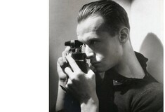 Σαν σήμερα γεννιέται ο Henri Cartier-Bresson.