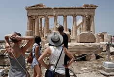 Τουριστική σεζόν 2017: Το καλοκαίρι που η Ελλάδα πλημμύρισε από τουρίστες