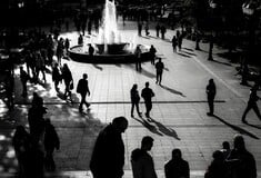 Ο πληθυσμός γερνάει ταχύτερα από τις προβλέψεις - «Βόμβα» στην ελληνική κοινωνία το δημογραφικό