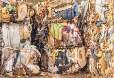 Κυκλική οικονομία: Το ΕΚ ζητά μείωση των επιβλαβών χημικών ουσιών στα απόβλητα