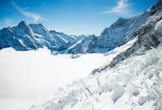 Κλιματική αλλαγή: Δυσοίωνο το 2023 για τους ελβετικούς παγετώνες – Λεπτότερο κατά 30% το στρώμα χιονιού
