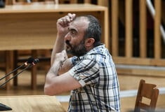 Δίκη Χρυσής Αυγής- Πουλικόγιαννης: «Ζούμε από θαύμα μετά την επίθεση στο ΠΑΜΕ»