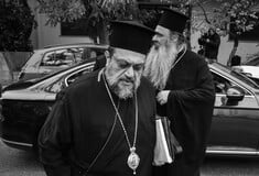 Σταθερά στον αστερισμό του σκοταδισμού και της υποκρισίας η Εκκλησία της Ελλάδος