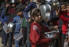 Γάζα: Η ΕΕ «ξεπαγώνει» τη χρηματοδότηση του ΟΗΕ για τους Παλαιστίνιους πρόσφυγες 